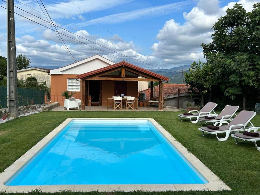Casa Da Vila Em Celorico De Basto Exterior foto